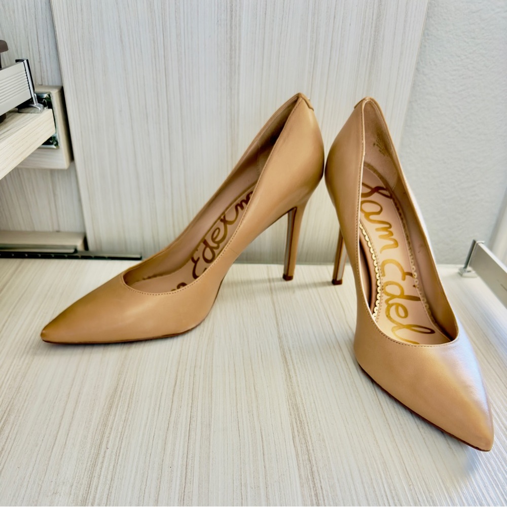 Beautiful brand new Sam Edelman Stilettos